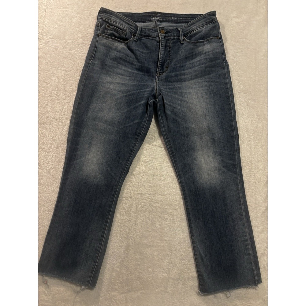 Levi's Signature Jeans Women's Size 12 High Rise Ankle Blue Raw Hem